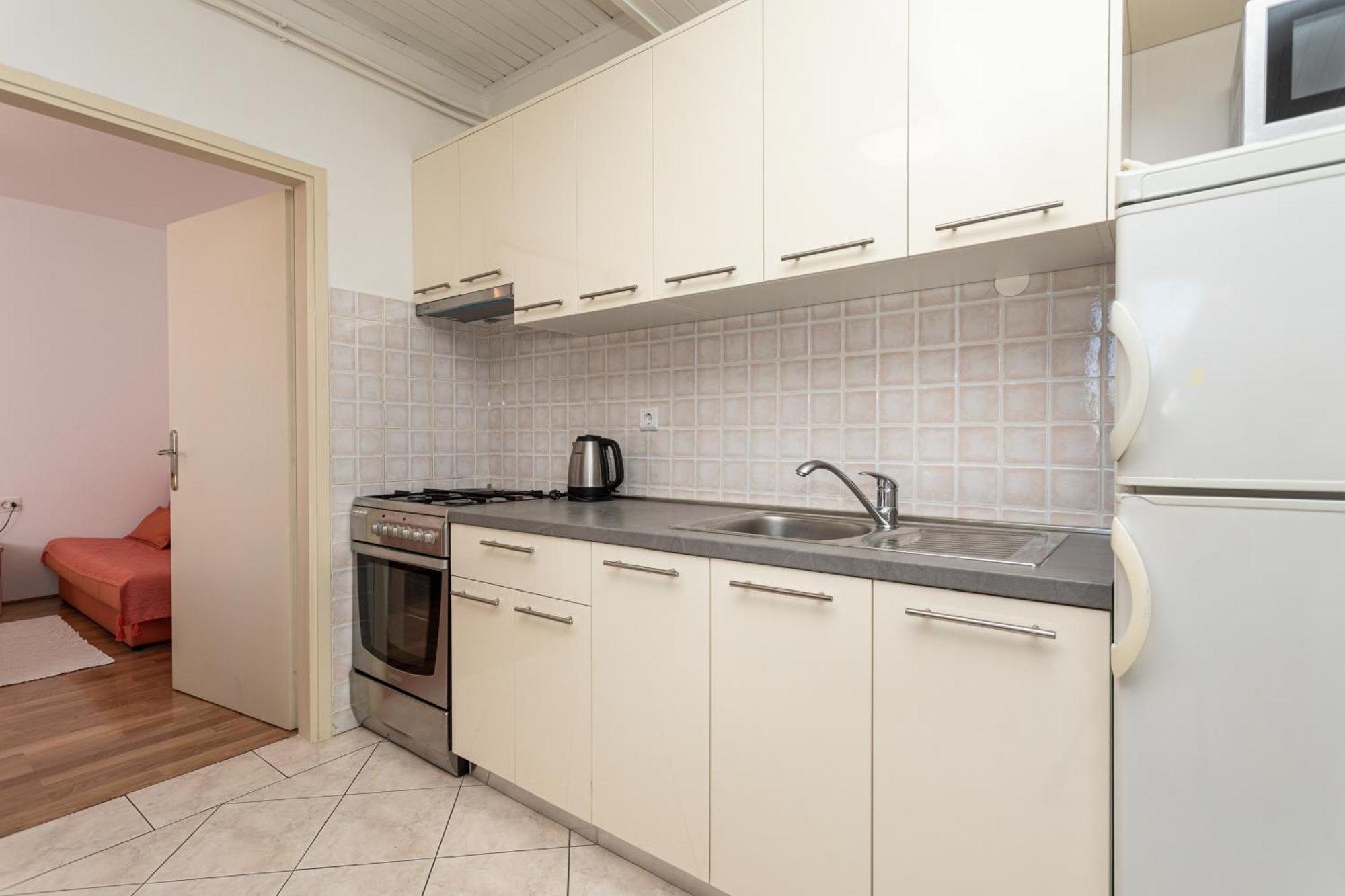 Apartments Villa Ana Кърк Стая снимка