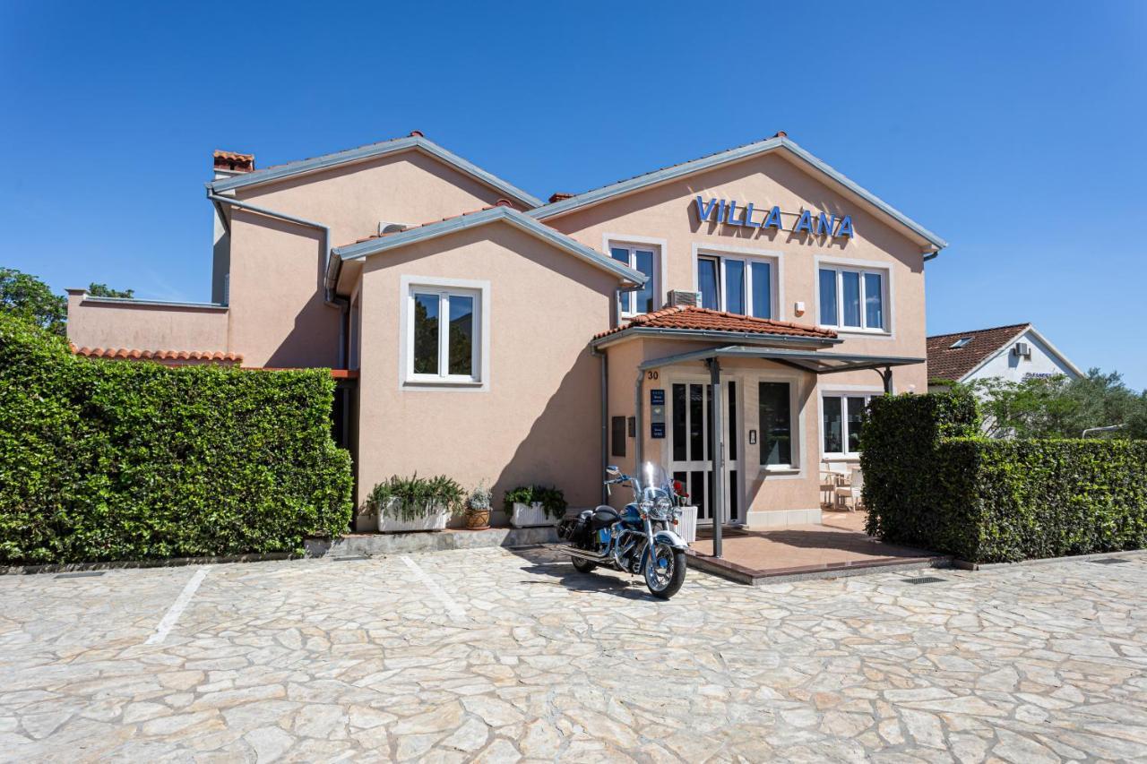 Apartments Villa Ana Кърк Екстериор снимка